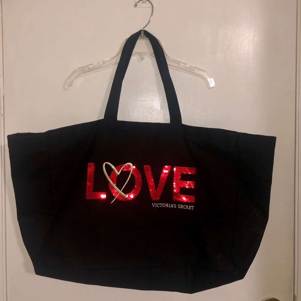 Victoria’s Secret Tote/ Beach Bag!!! 🌈☀️🌴